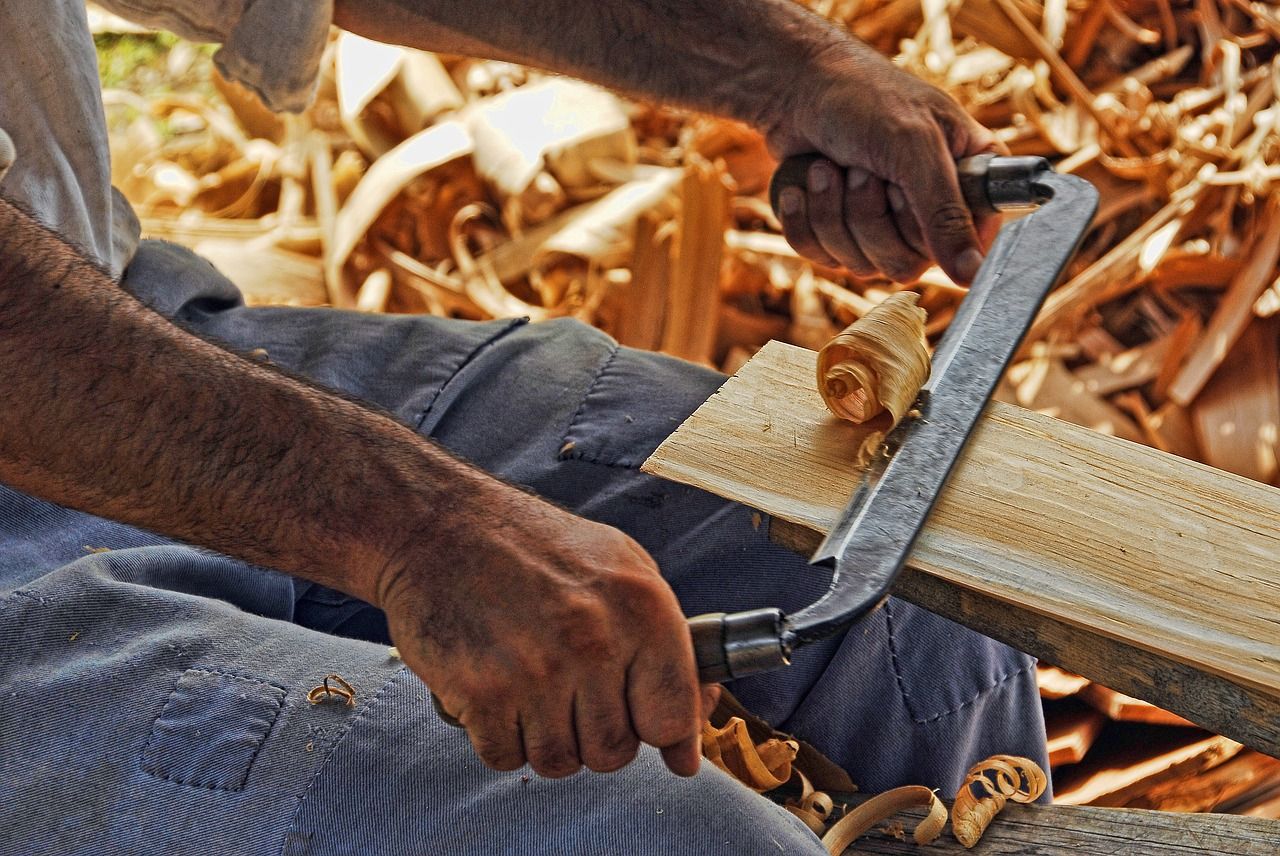 Obróbka drewna – od czego należy zacząć?