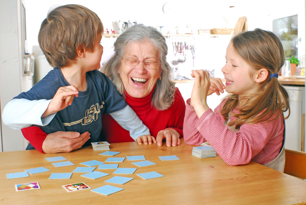 Jakie gry karciane dla dzieci i całej rodziny?