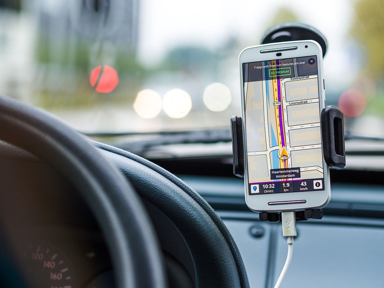 Jak technologia GPS może się przysłużyć kierowcom samochodów każdego dnia?