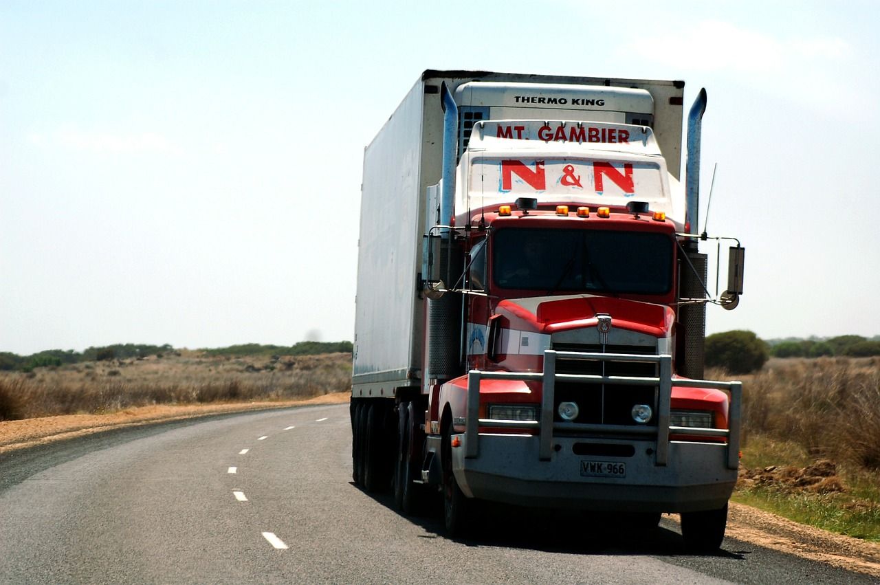 Opony ciężarowe – co warto o nich wiedzieć?